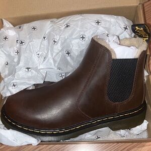 Doc marten chelsea boots